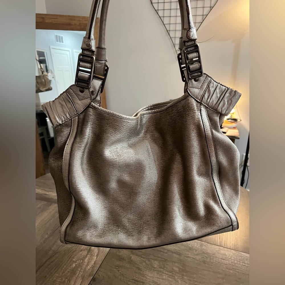 Authentic Burberry Limited Edition 2009 Bag GUC $2000 MSRP - Picture 8 of 14